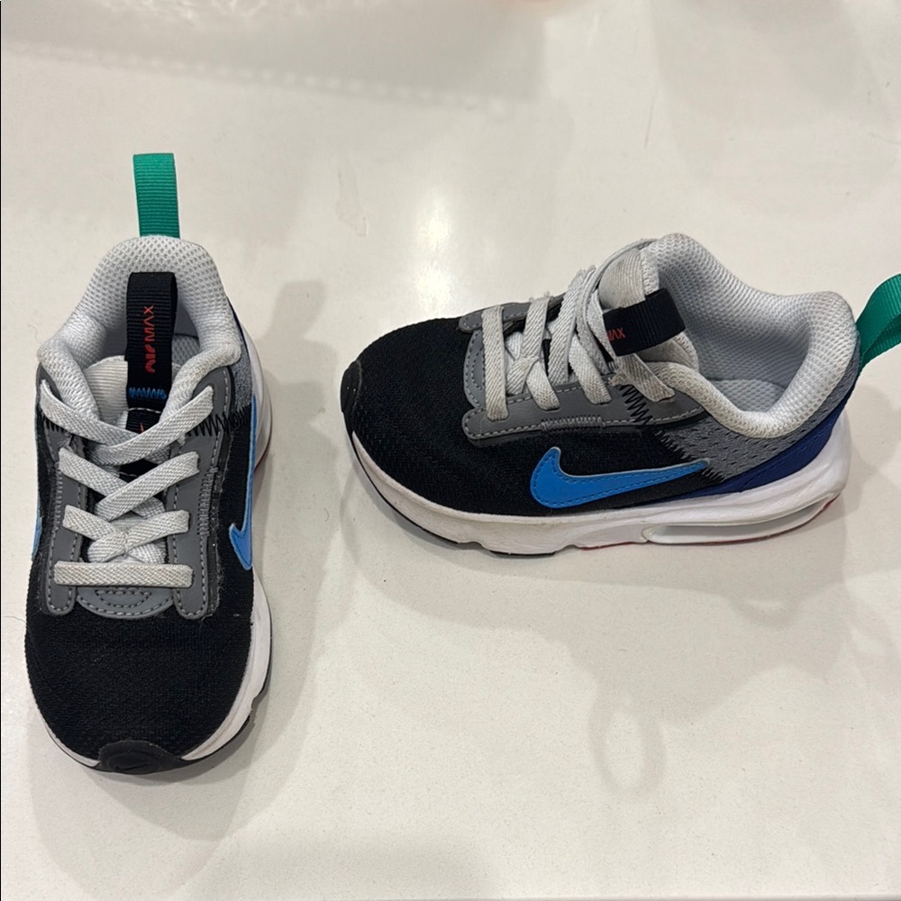 Nike Black and Blue Sneakers Classic Design